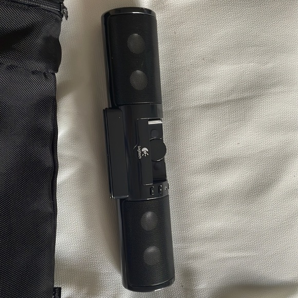 Logitech speaker for phone - Picture 6 of 9